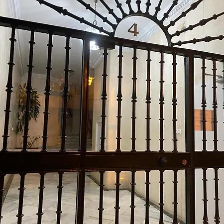 Arco Macarena Apartment *