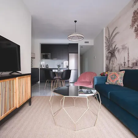 Apartment Arco Macarena *